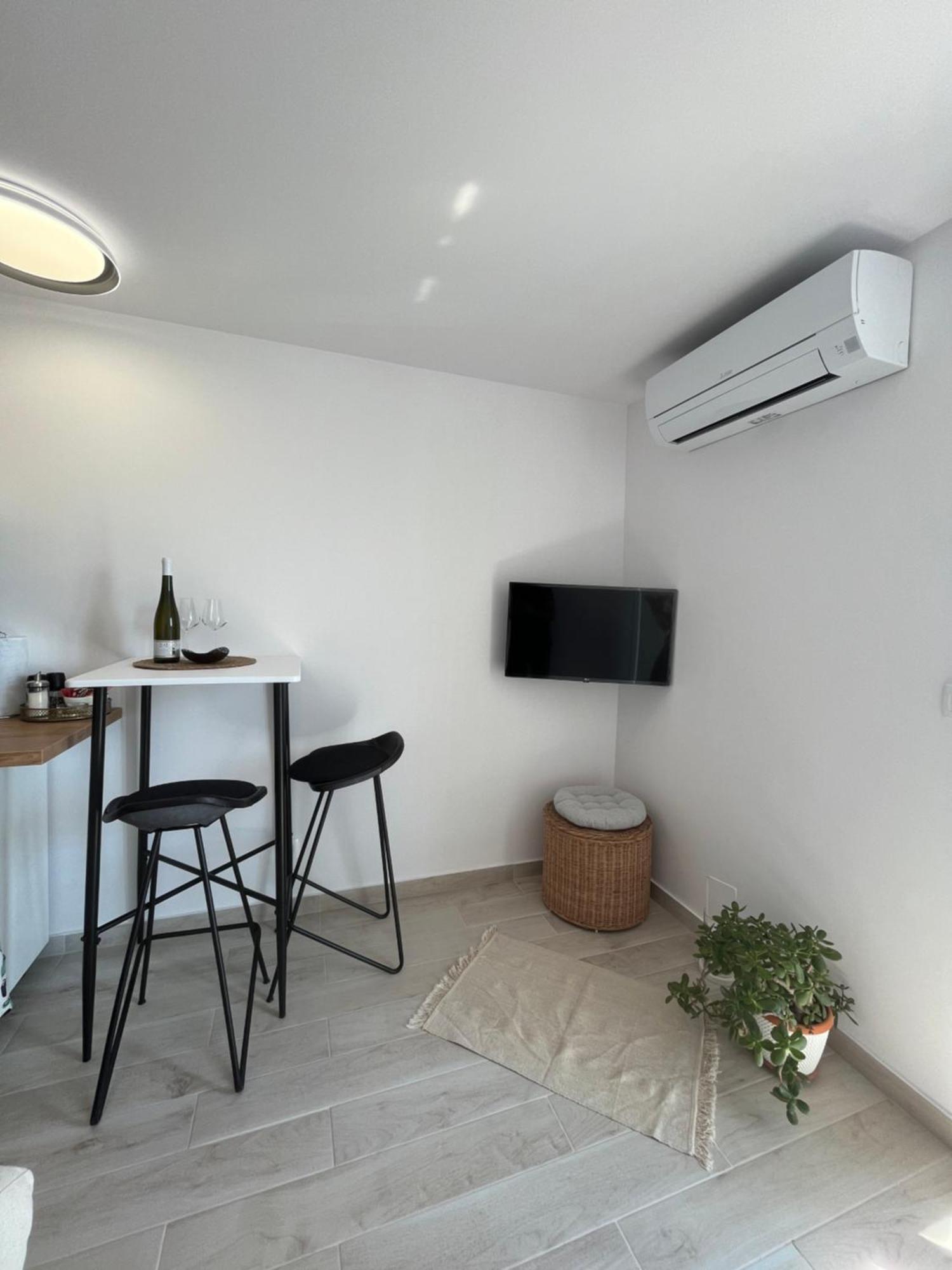 Apartments Old Town Hvar Sea View Хвар Екстер'єр фото