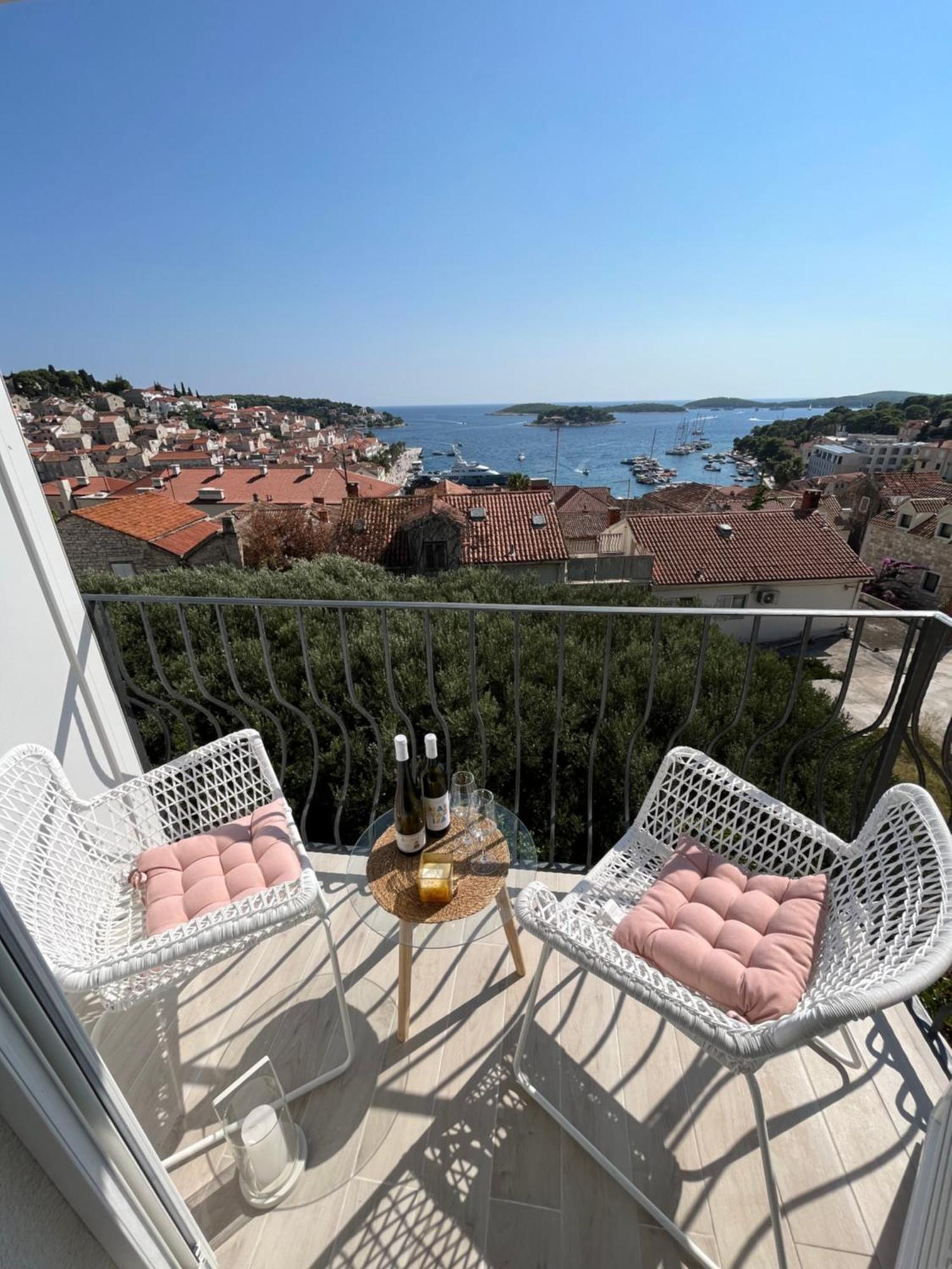 Apartments Old Town Hvar Sea View Хвар Екстер'єр фото