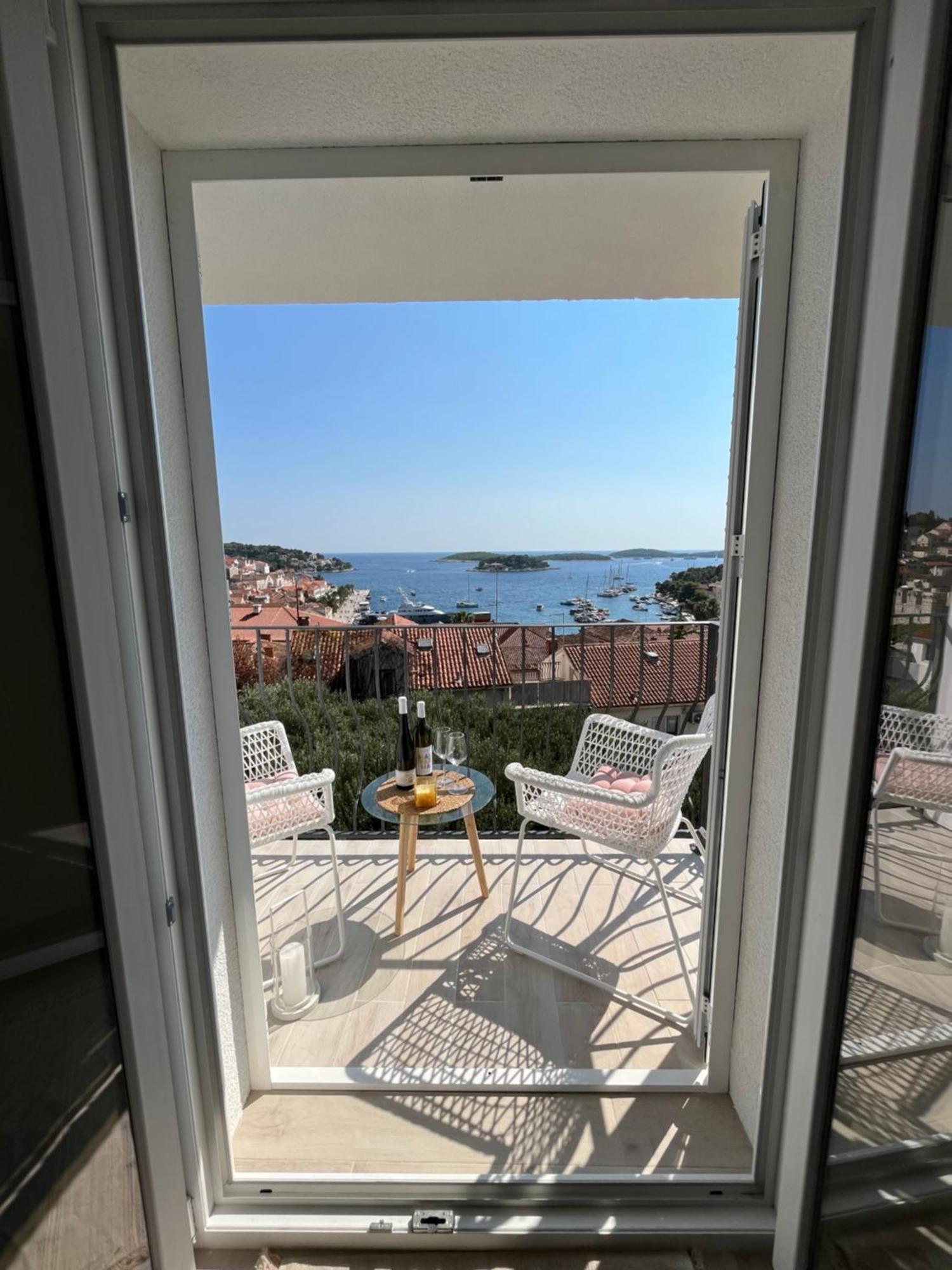 Apartments Old Town Hvar Sea View Хвар Екстер'єр фото